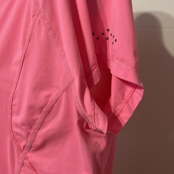 Set of TWO Zella Women’s lightweight mesh short sleeve tops. Pink, Neon Yellow L - Picture 4 of 13